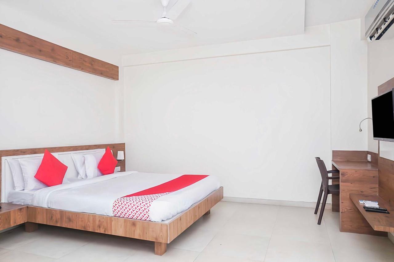 Collection O Sanskruti Resort Shirdi Luaran gambar